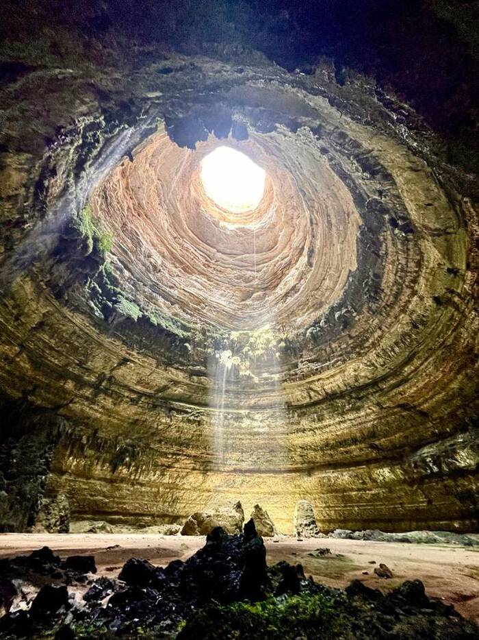 Il "Pozzo dell'inferno" un mistero nel deserto