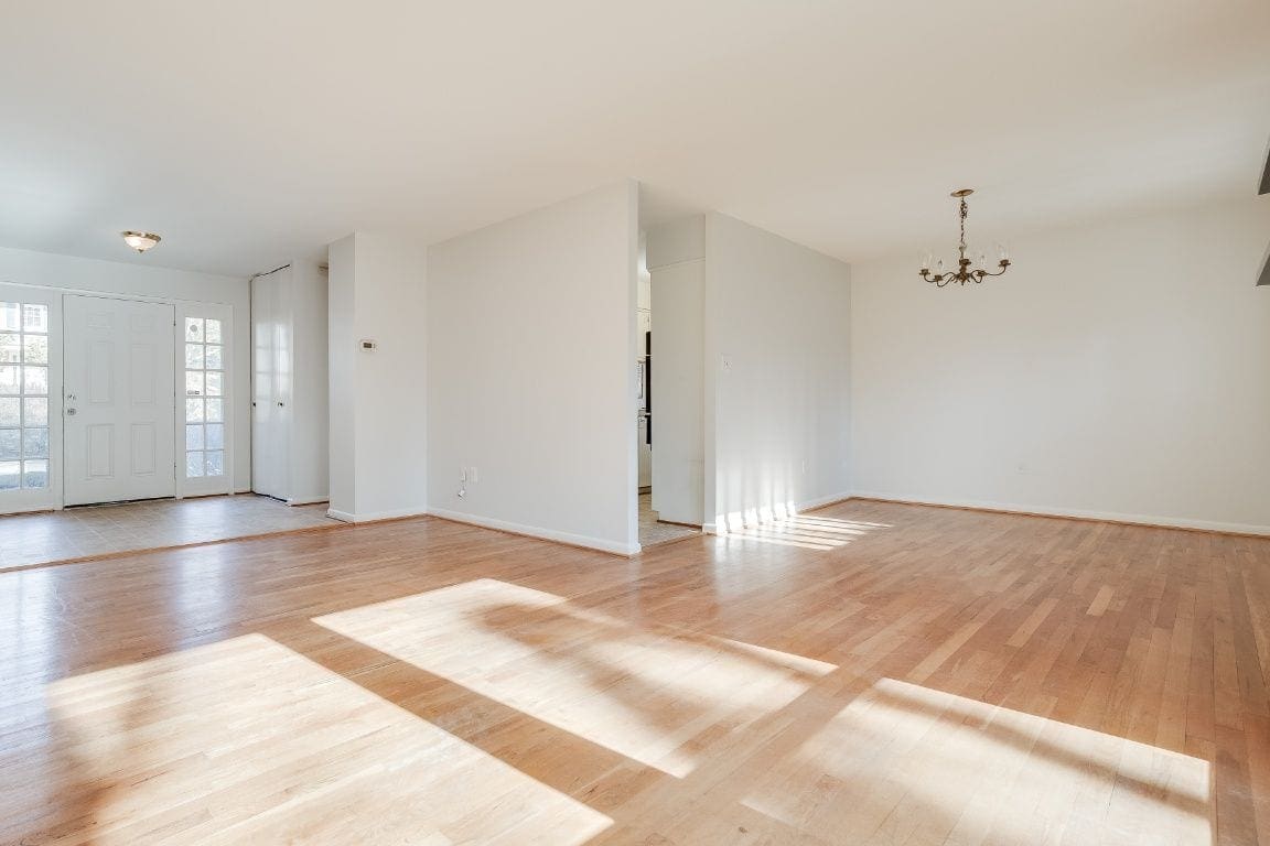 SOLD CANTERBURY WOODS ANNANDALE Focus on NoVA Real Estate