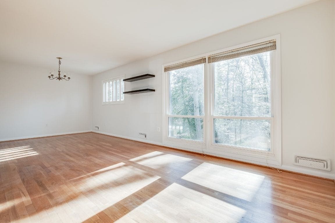 SOLD CANTERBURY WOODS ANNANDALE Focus on NoVA Real Estate