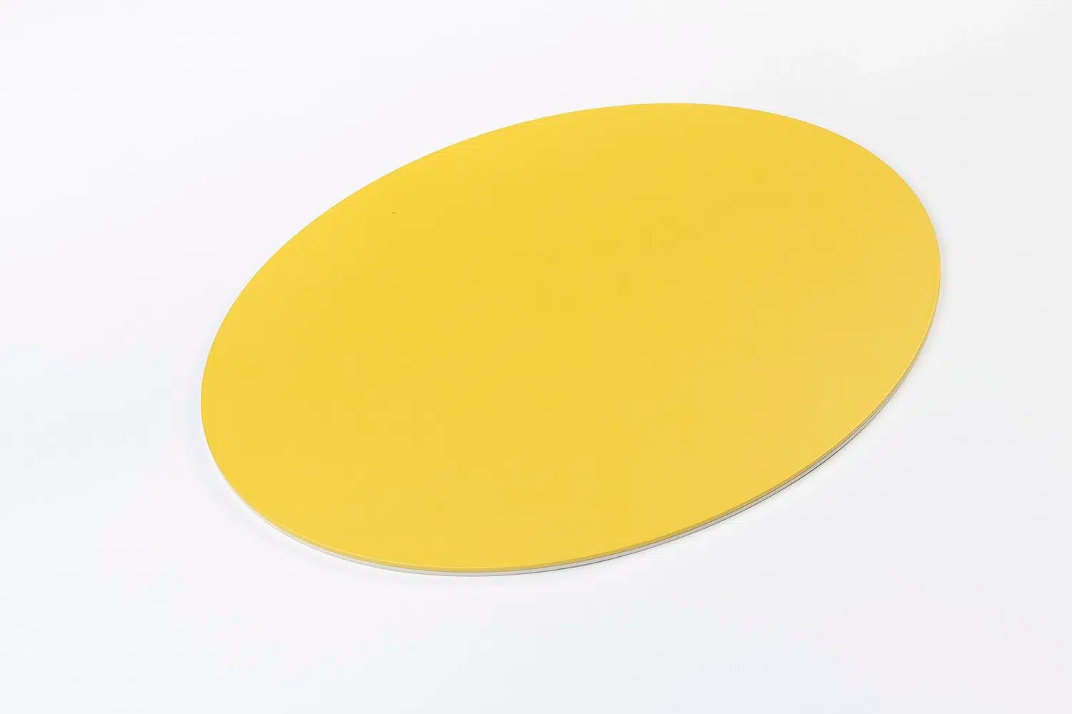 Mondrian Oval placemat Cedro Yellow & Luna White Foglizzo