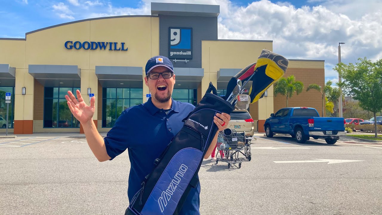 The SEXIEST Golf Clubs We’ve EVER FOUND AT GOODWILL?? FOGOLF FOLLOW