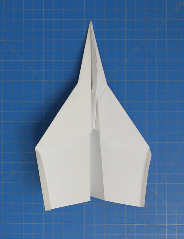 Fold 'N Fly » Horizon Paper Airplane Video Instructions