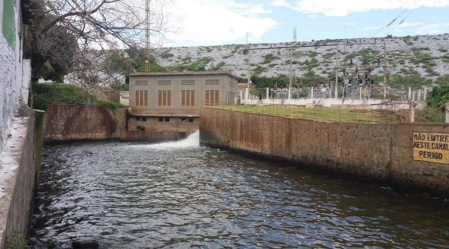 Recentes chuvas na região levam à diminuição na vazão das comportas de Coremas