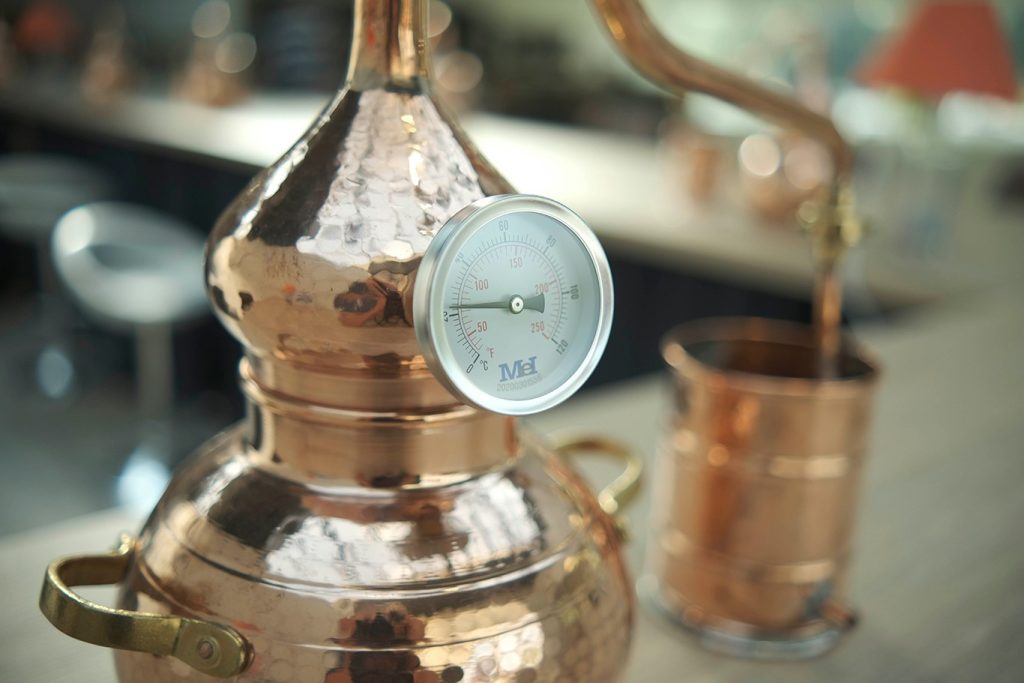 The Ultimate Guide to Gin Distillation Folium Gin