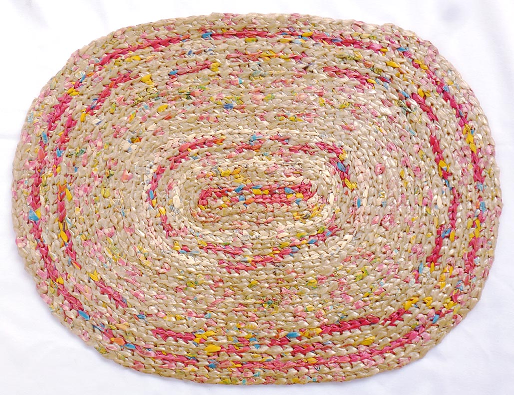 Pictures of Quilts at Artisans Folk art, antiques, and