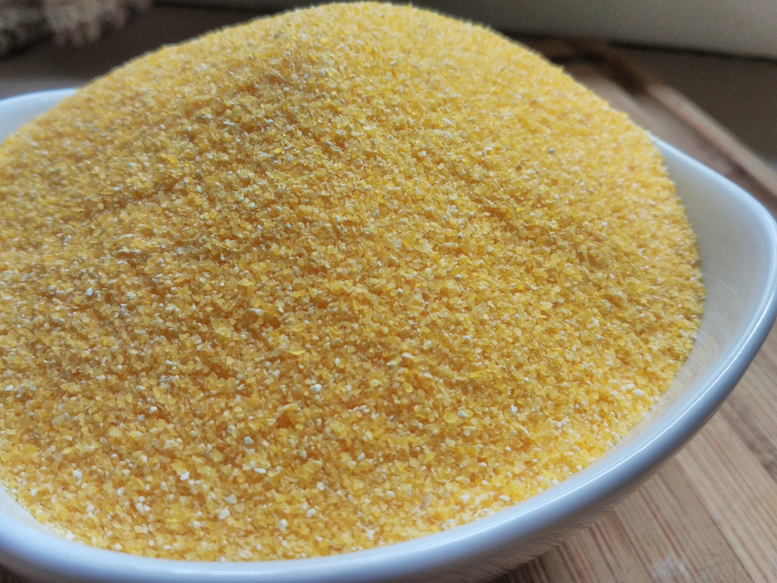 Can You Substitute Cornmeal for Flour? Food Fidelity