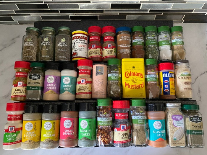 33 Essential Spices I Stocking Up On Food Storage Moms