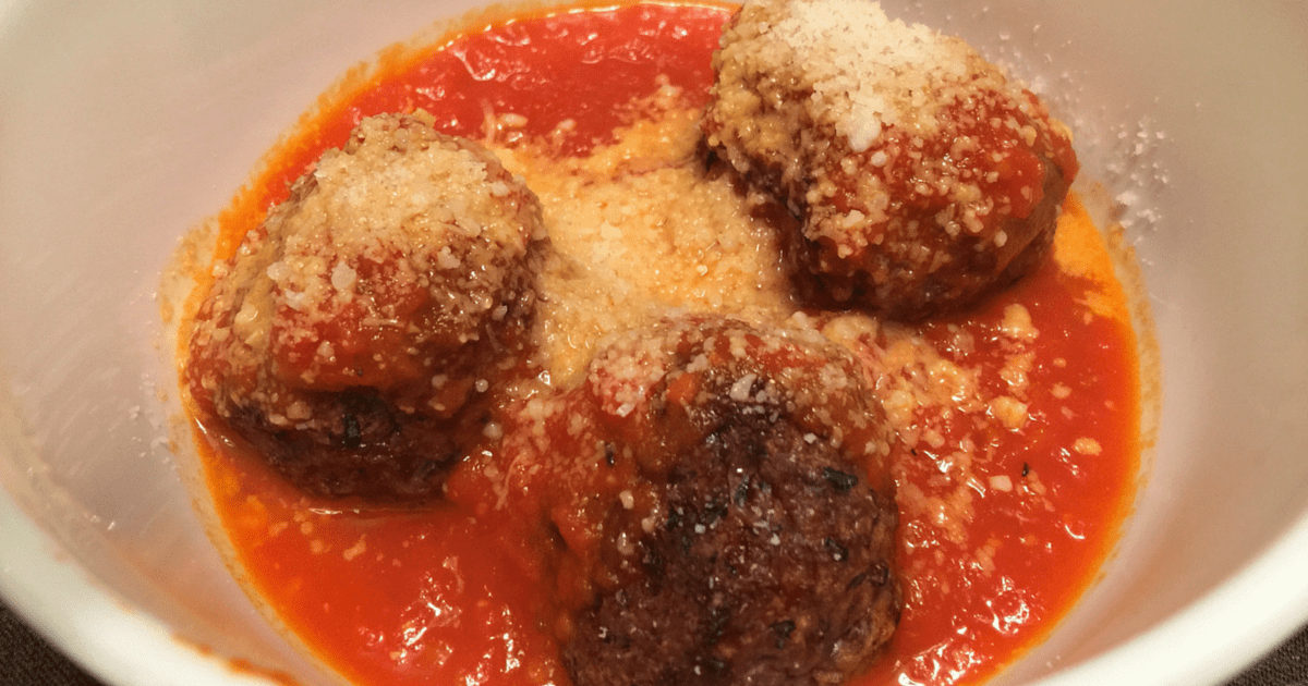 Rachael Ray Albondigas (Spanish Meatballs in Tomato Sauce)