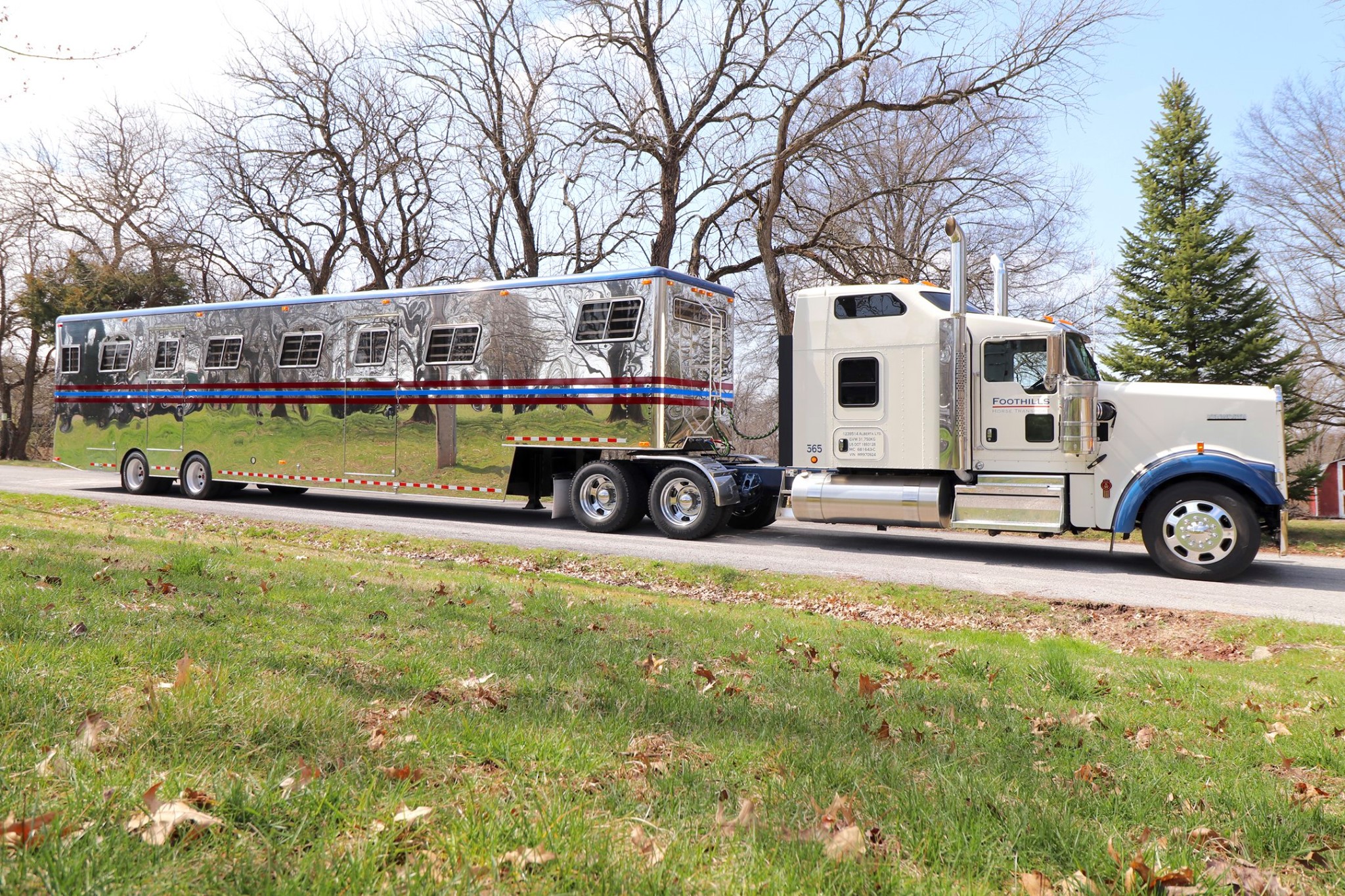 Our Equipment Foothills Horse Transport