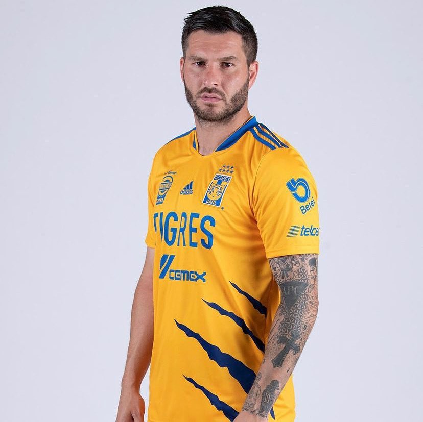 Les maillots des Tigres 20212022 présentés par Gignac et Thauvin