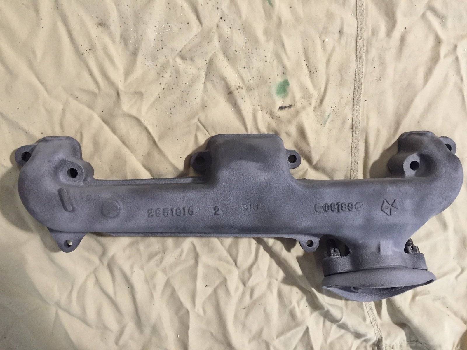 [FOR SALE] Exhaust manifold and heat stove For A Bodies Only Mopar
