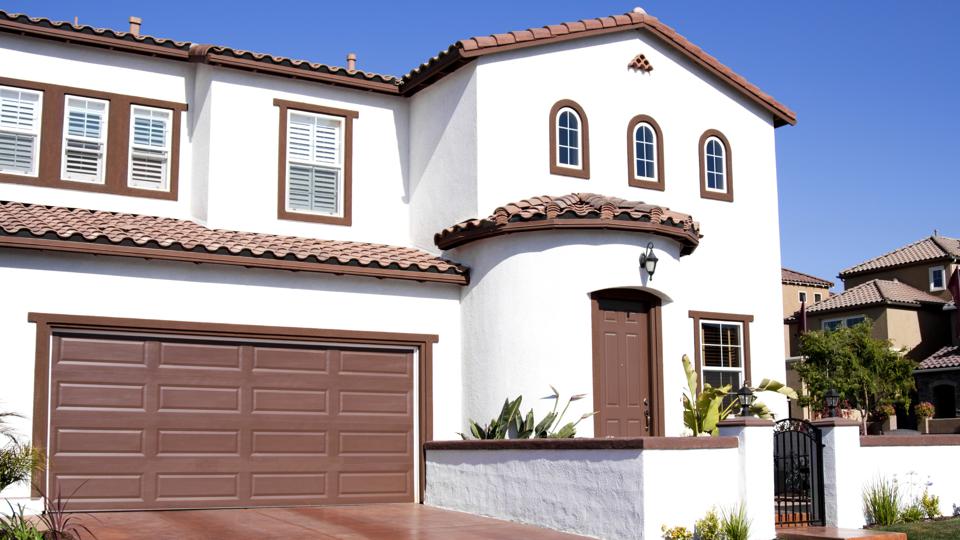 What Is Stucco Siding? Basics, Application, Pros And Cons Forbes Advisor