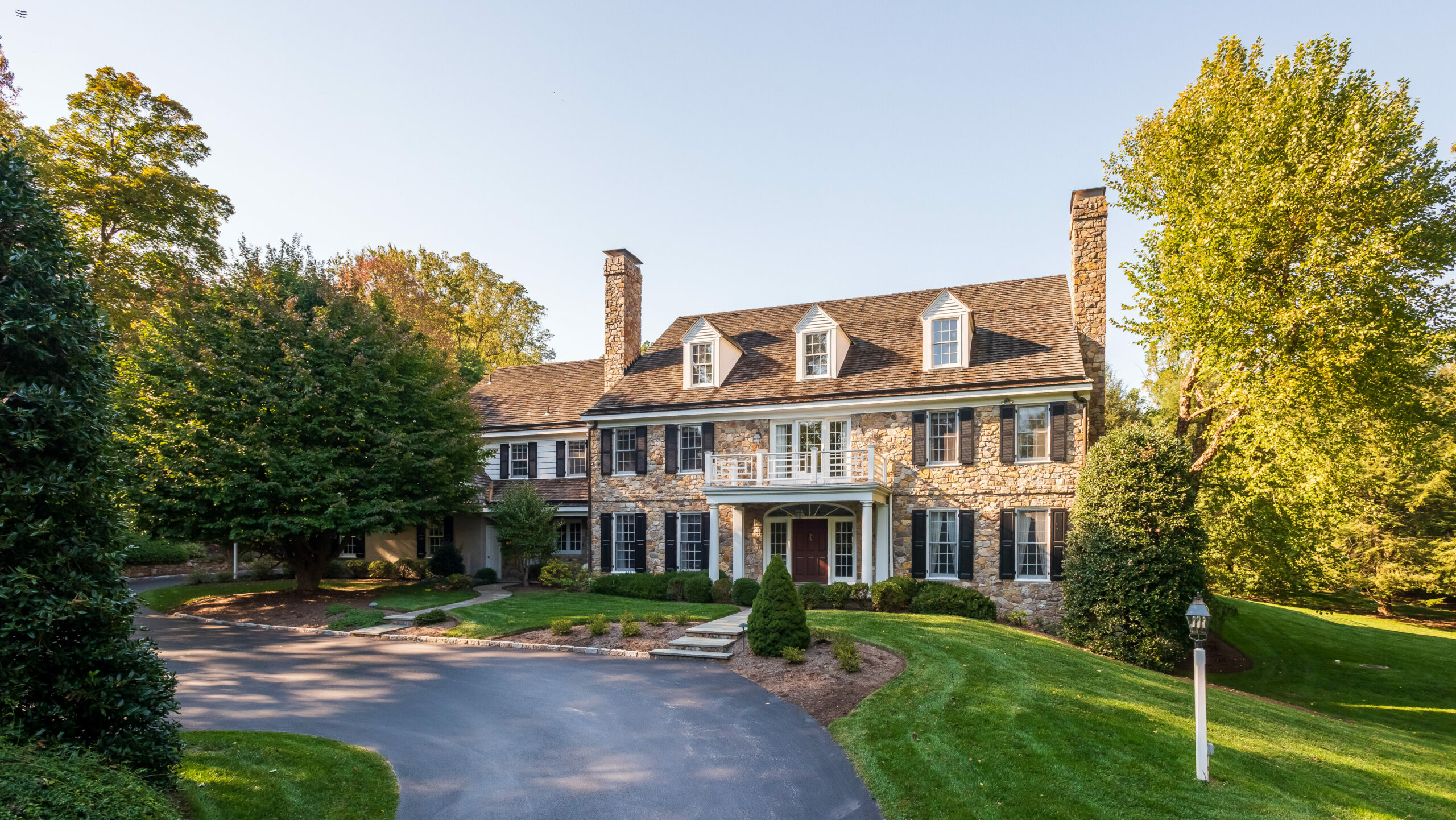 Get Ready To Dress The Part At A Gentleman’s Estate In Pennsylvania’s