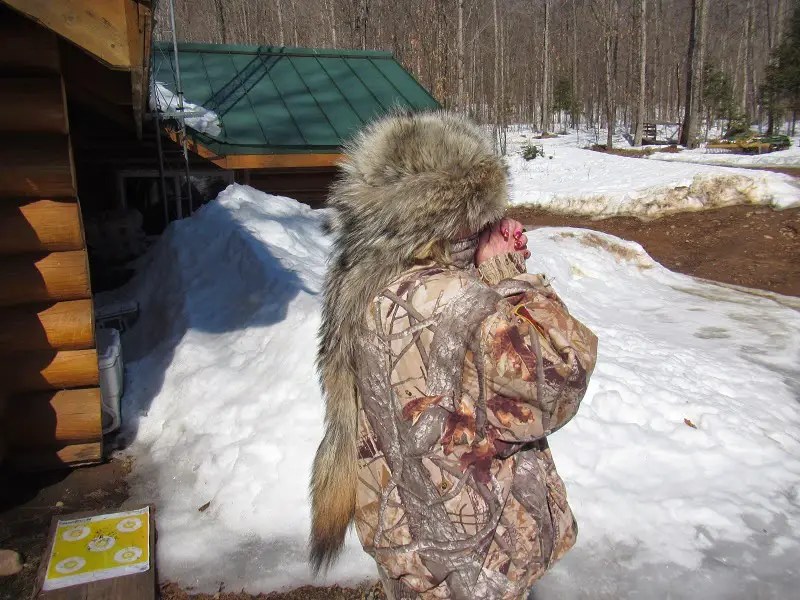 How to make a fur hat from a coyote pelt