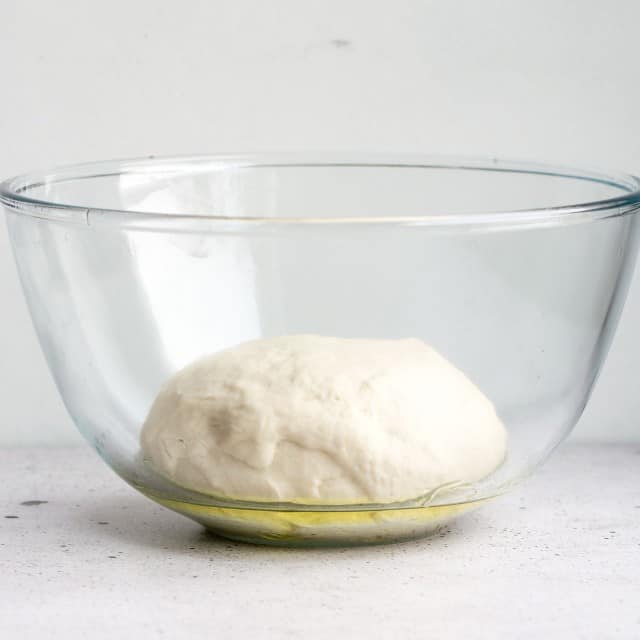 What Type Of Bowl Is Best For Dough To Rise? Fork & Spoon Kitchen