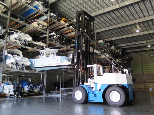 Massive marina forklift goes to work NEWS ARTICLE