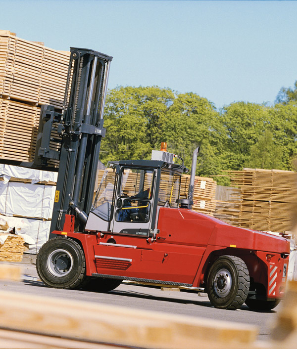 Kalmar receives big forklift order from local dealer, Australia. News