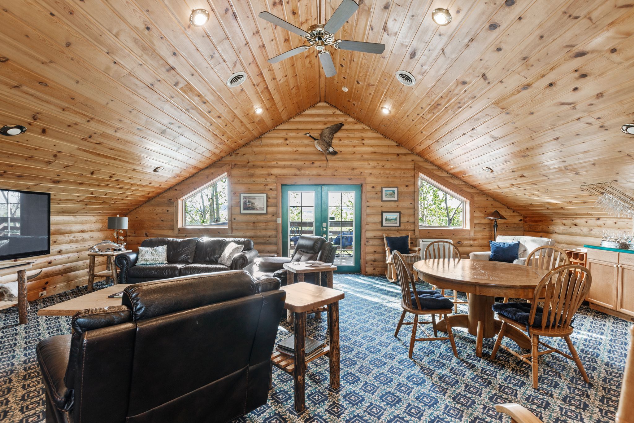 Montana Hunting & Fishing Lodge Forrester's Bighorn River Resort