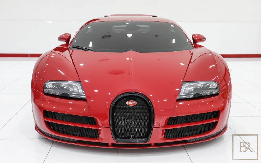 Buy used 2012 Bugatti Veyron red 19000 Km for sale For Super Rich
