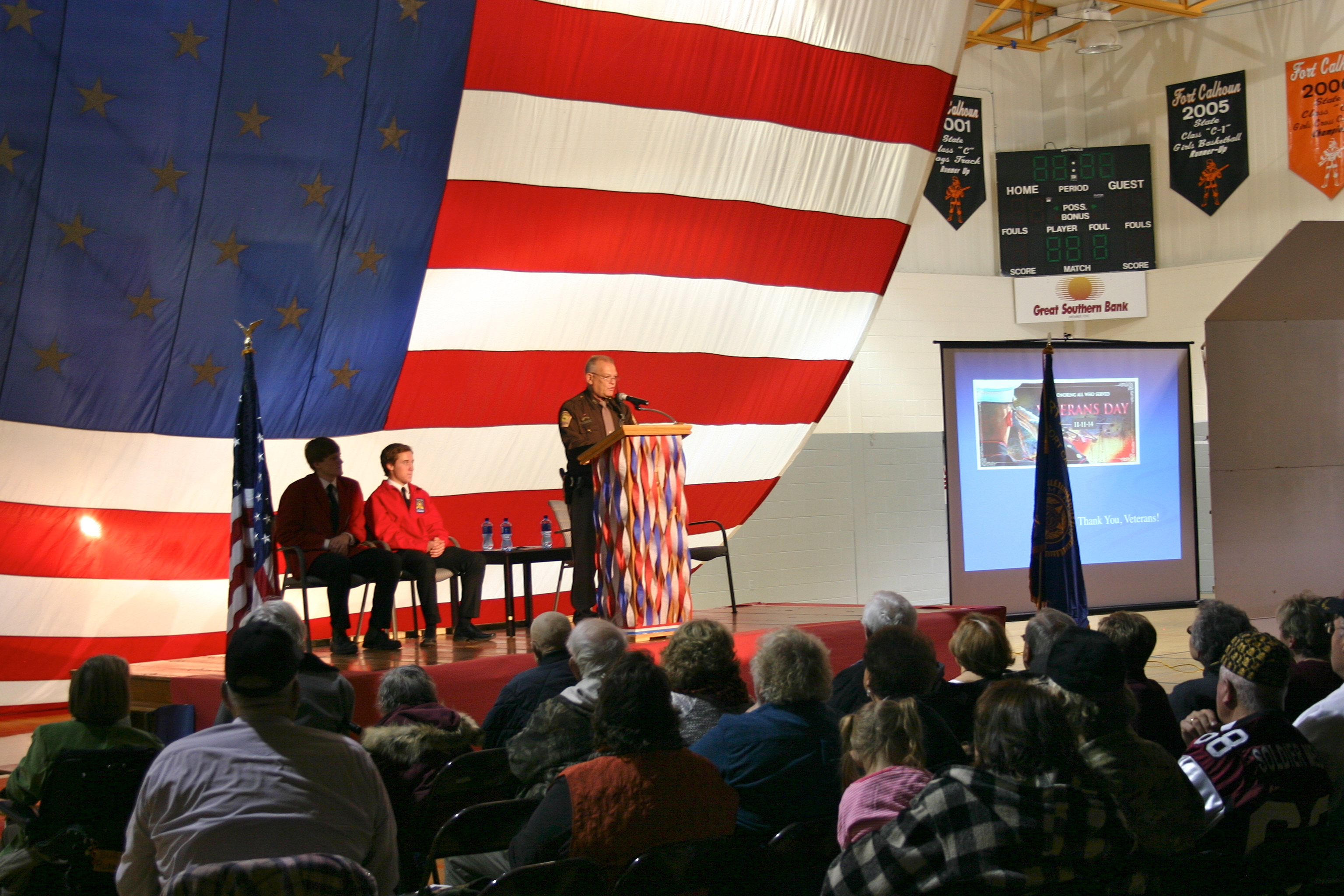 Honoring our Veterans 2014 Fort Calhoun Community Schools