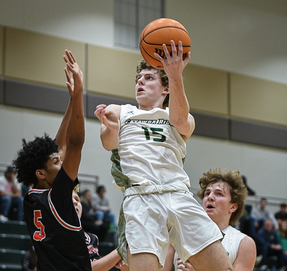 ‘Versatile’ Catawba Ridge basketball looking to make noise Fort Mill