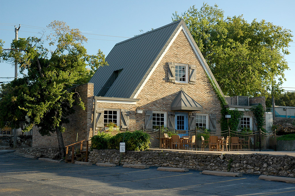 SaintEmilion Architecture in Fort Worth