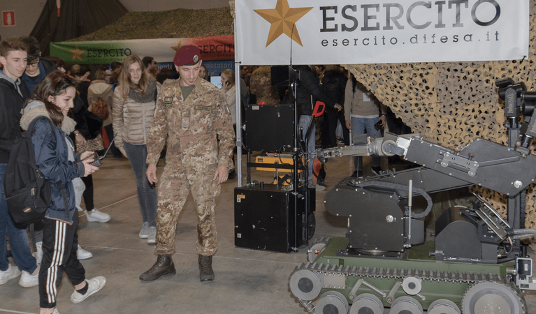 Job&Orienta A Verona: Presente Anche L'esercito - Forzearmate.org 450_x_767_png