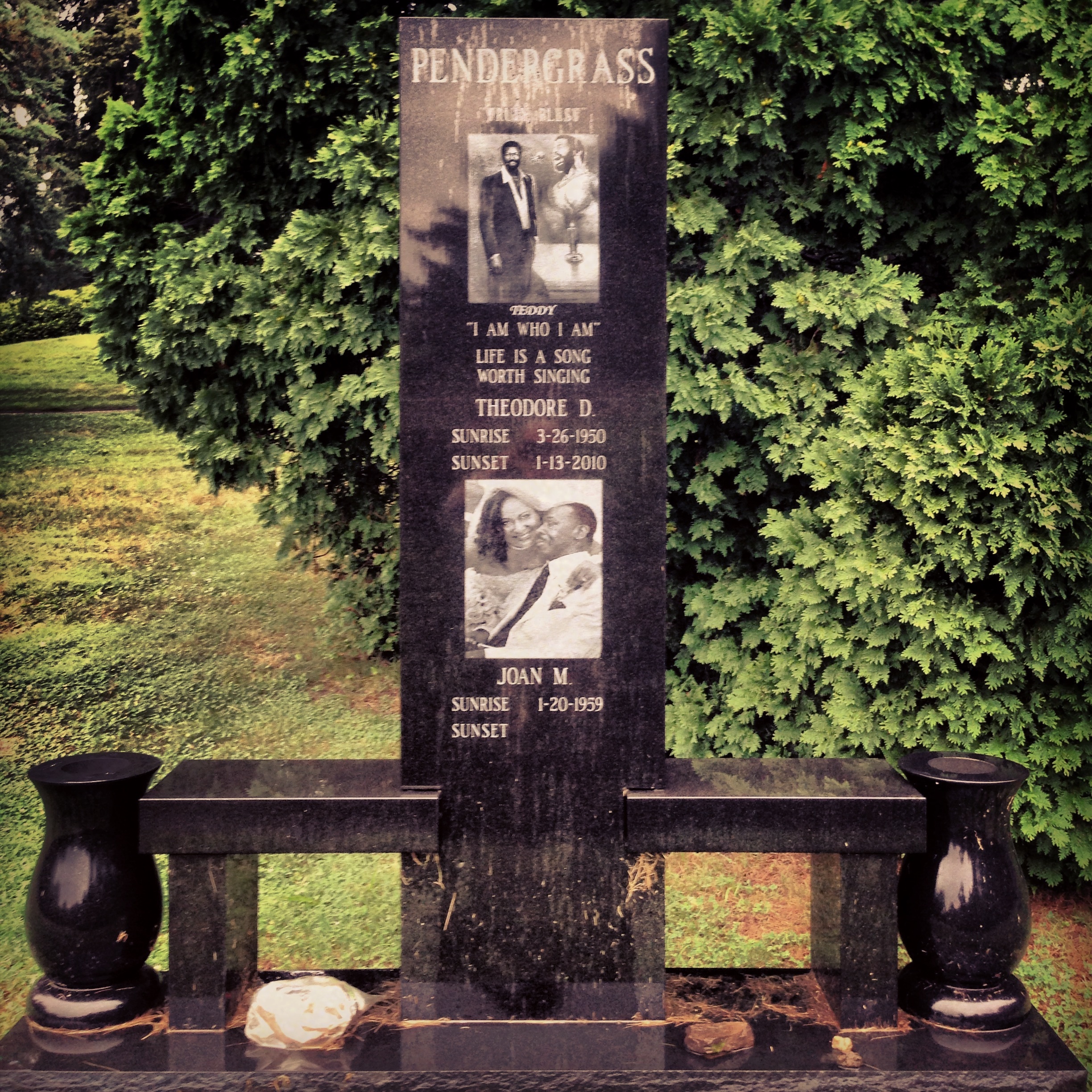 Teddy Pendergrass Found a GraveFound a Grave