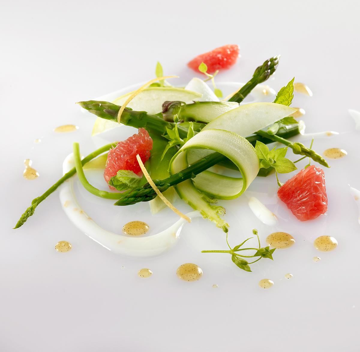 Spring asparagus salad