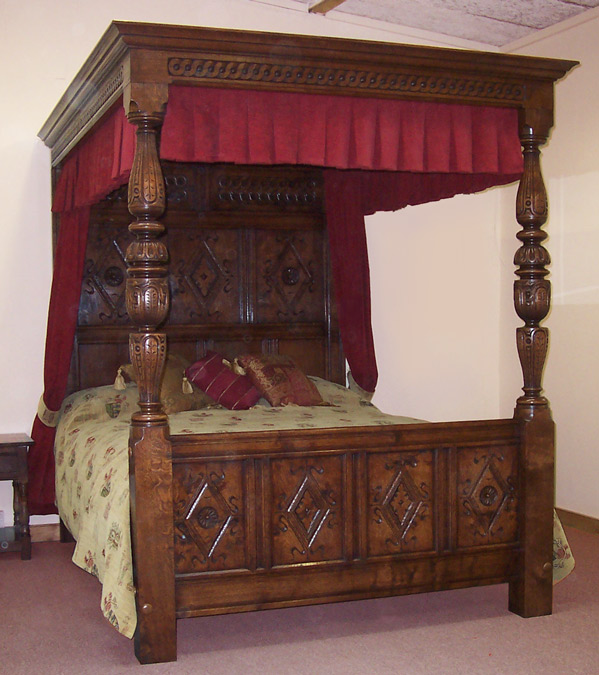 Carolean Four Poster Bed