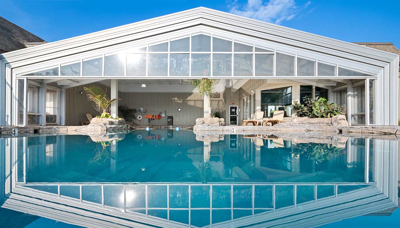 Bloomington IN Hotels, Lake Monroe Fourwinds Lakeside Inn & Marina