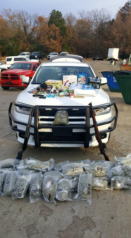 PHOTOS Johnson County deputies make large drug bust KLRT