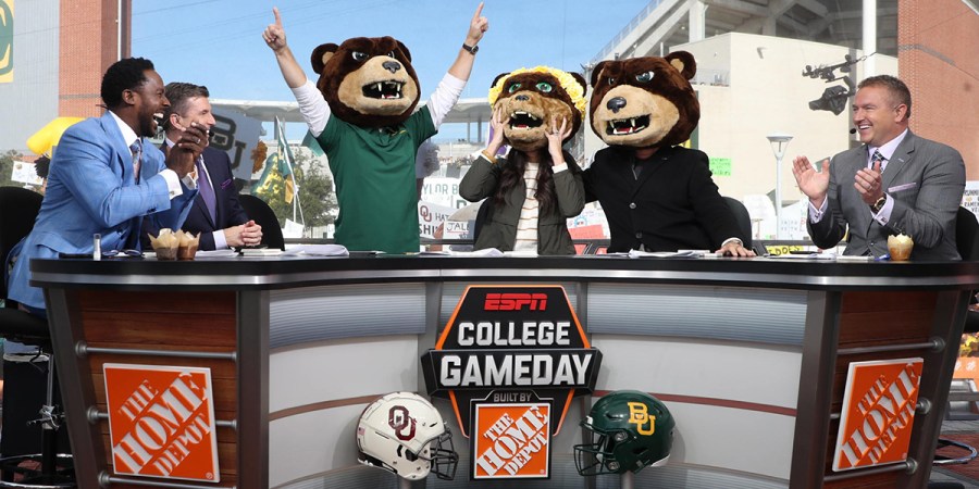 Espn College Gameday Basketball Schedule 2023 Espn's College Gameday Headed To Waco For Baylor Basketball Vs. Kansas | Kwkt - Fox 44