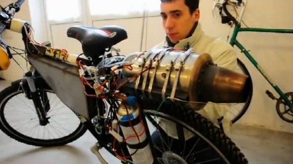 Romanian Raul Oaida Reaches Fame With Stunning Invention: Jet-Engine