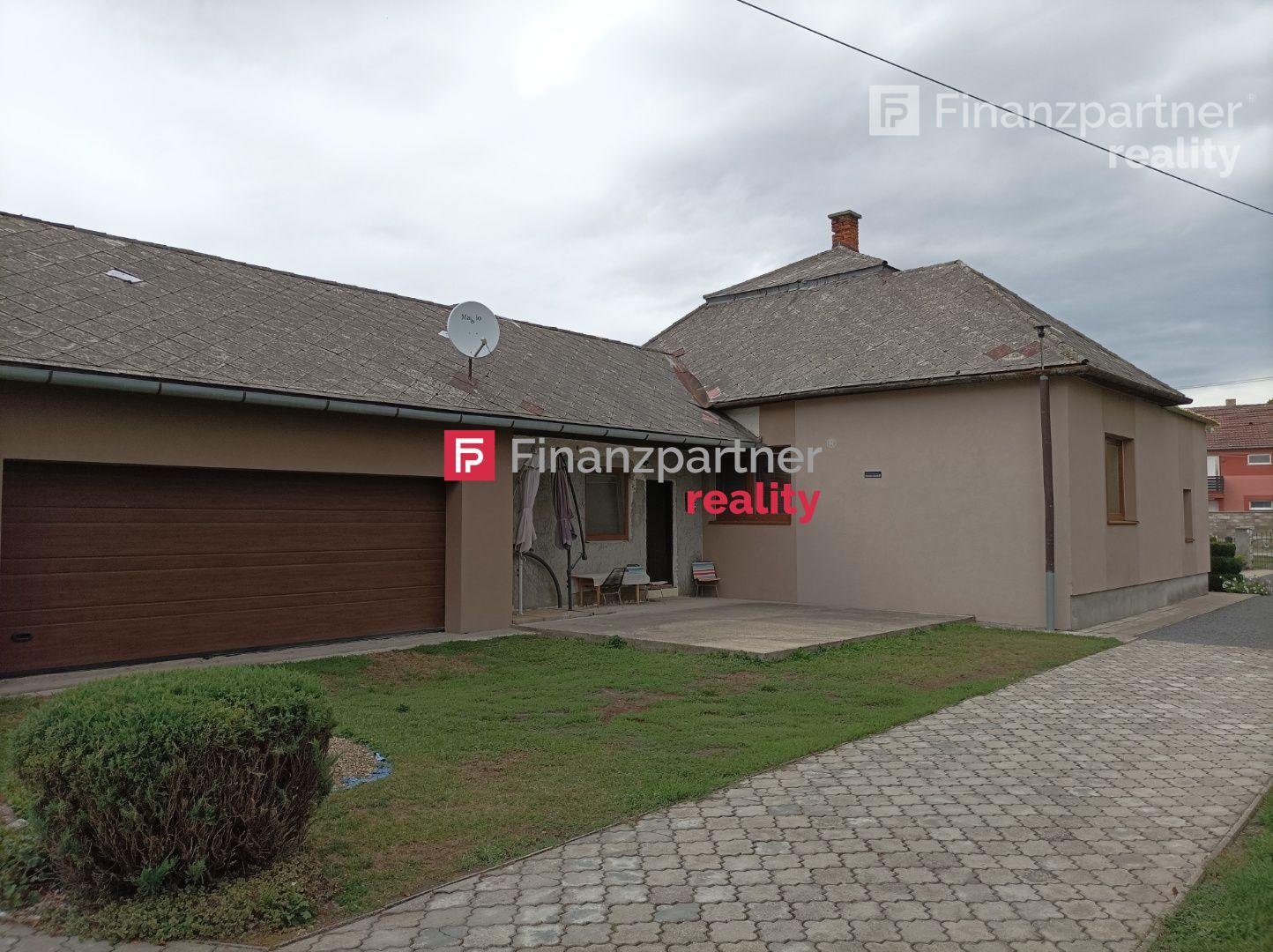 Exkluzívne na predaj 2 domy v Sobranciach časť Komárovce . F02012