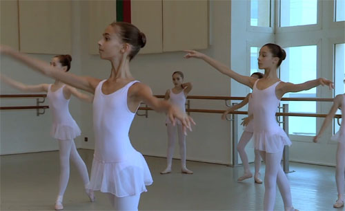 世界で活躍する日本人バレリーナ ～世界の頂点を極めるバレリーナたち～ | バレエ・オペラ ・クラシックコンサートの公演なら【光藍社（こうらんしゃ）】ーコンテンツページ フランス パリ・オペラ座バレエ学校 | フランス＋＋