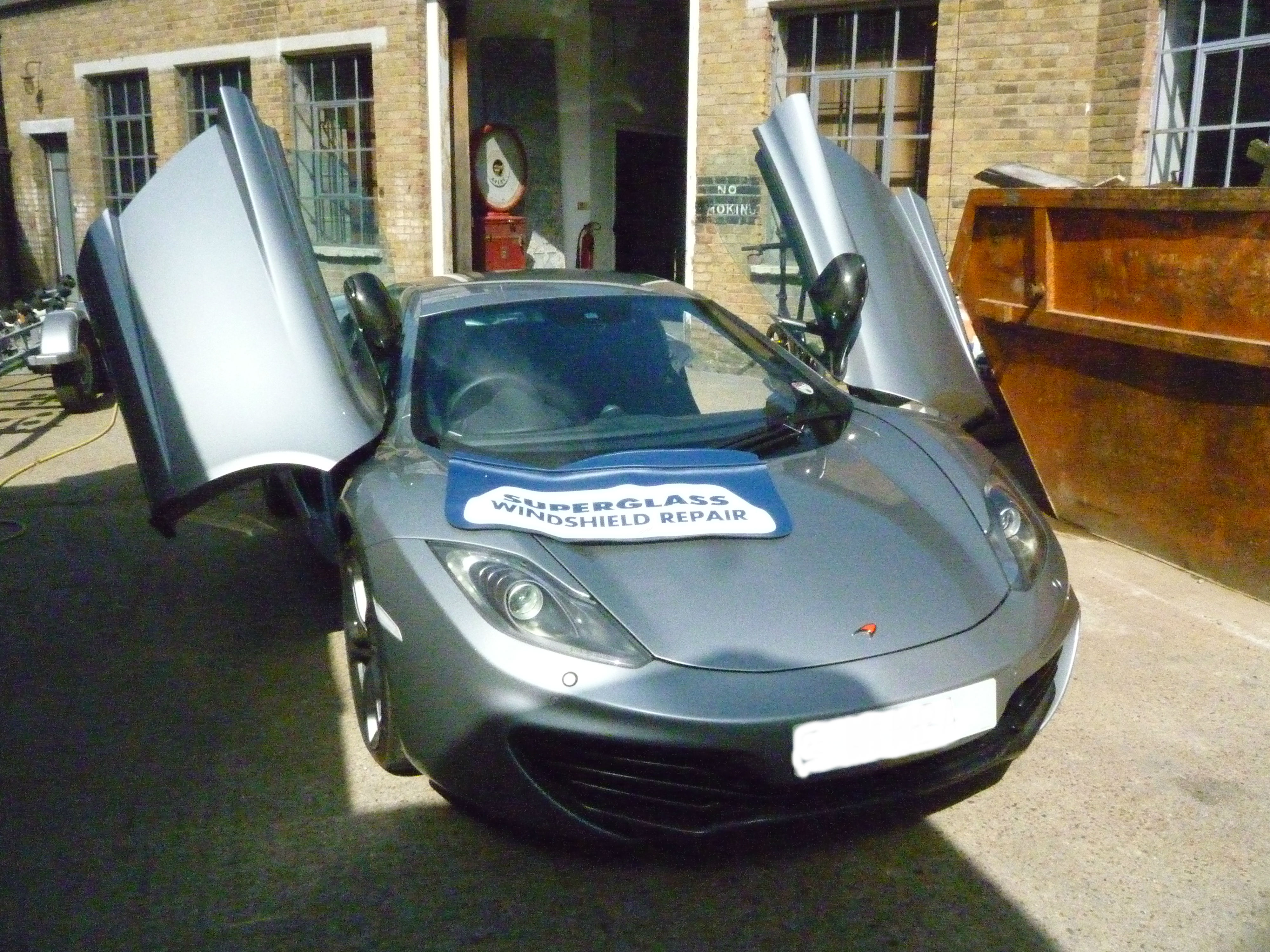 SuperGlass franchises, buy a Windshield Repair franchise opportunity