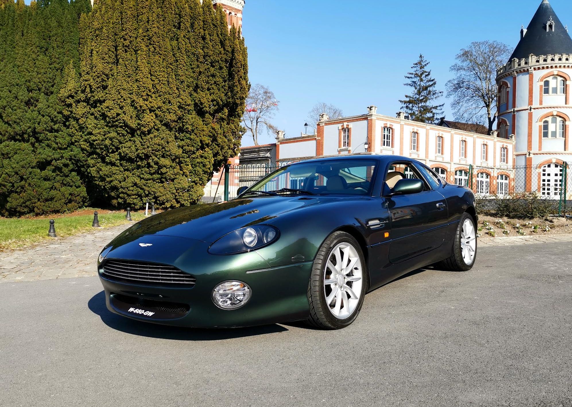 Magnificent and elegant DB7 V12 Franco Lembo Automobilia