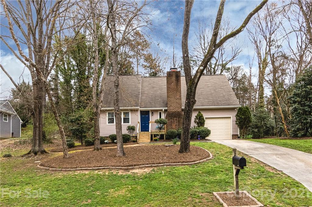 210 Oak Creek Drive, Charlotte, NC 28270 Fran Lucci Real Estate