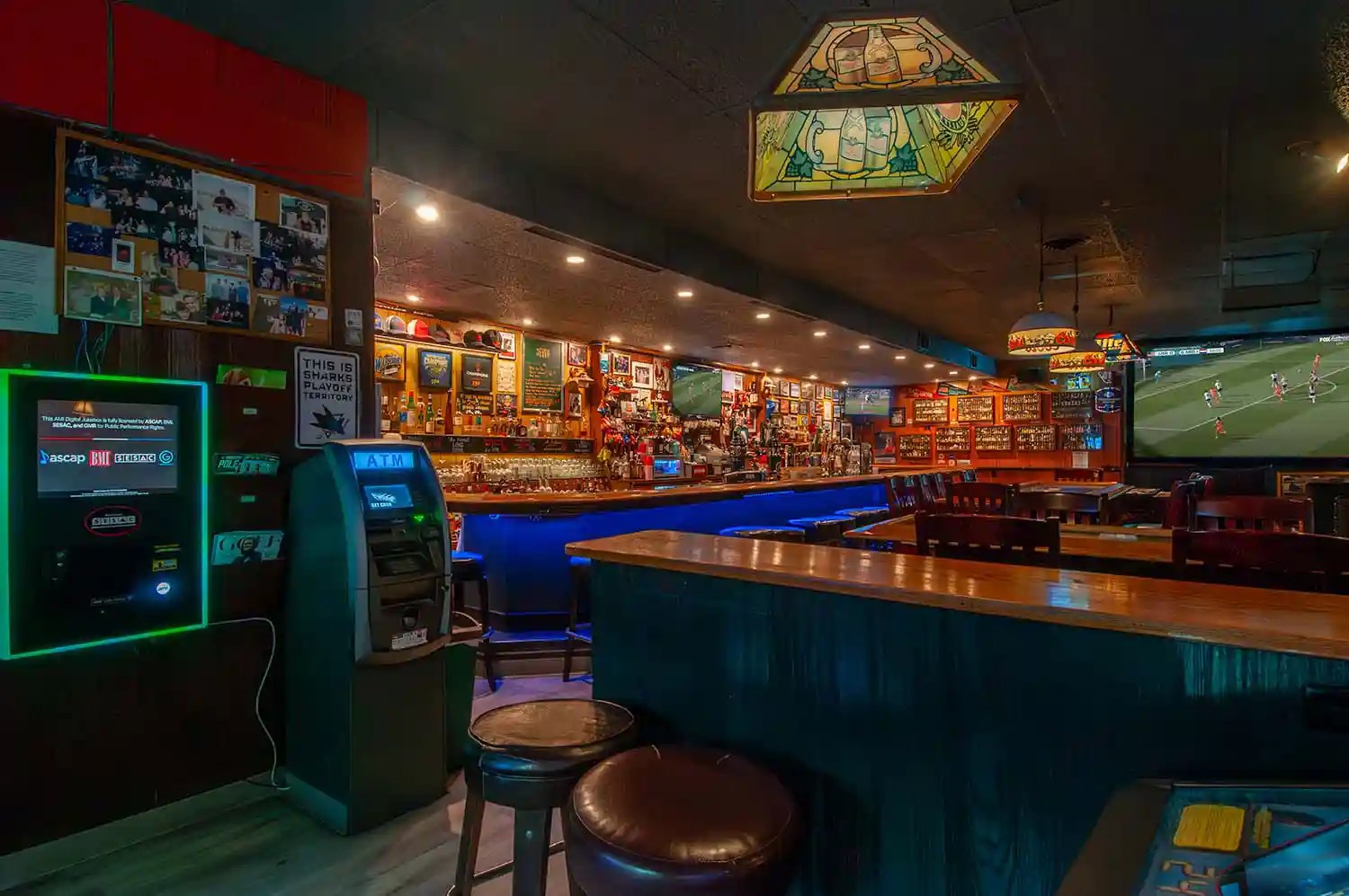 Photos of peninsula sports bar Mountain View Fred's Place"