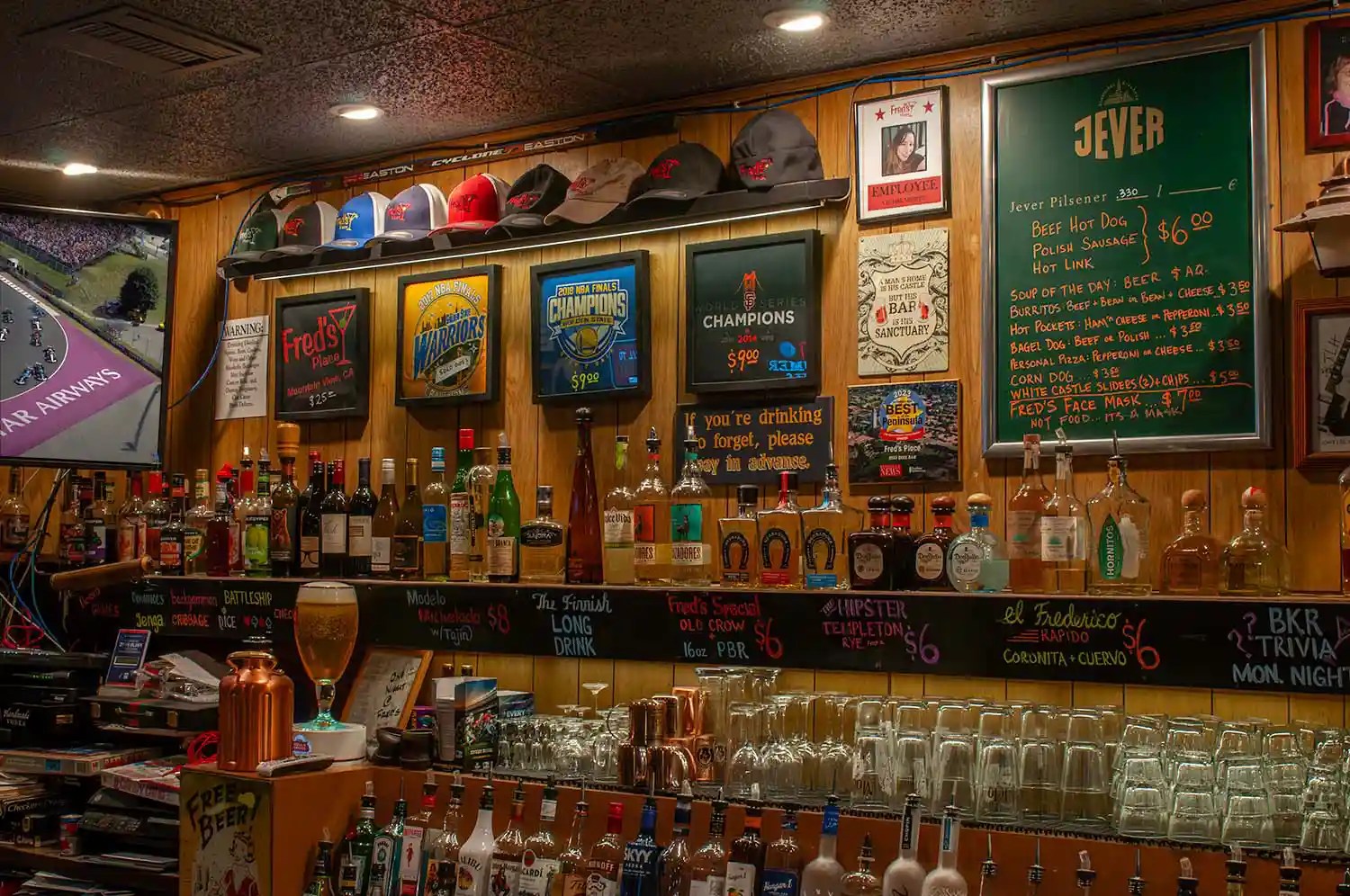 Photos of peninsula sports bar Mountain View Fred's Place"