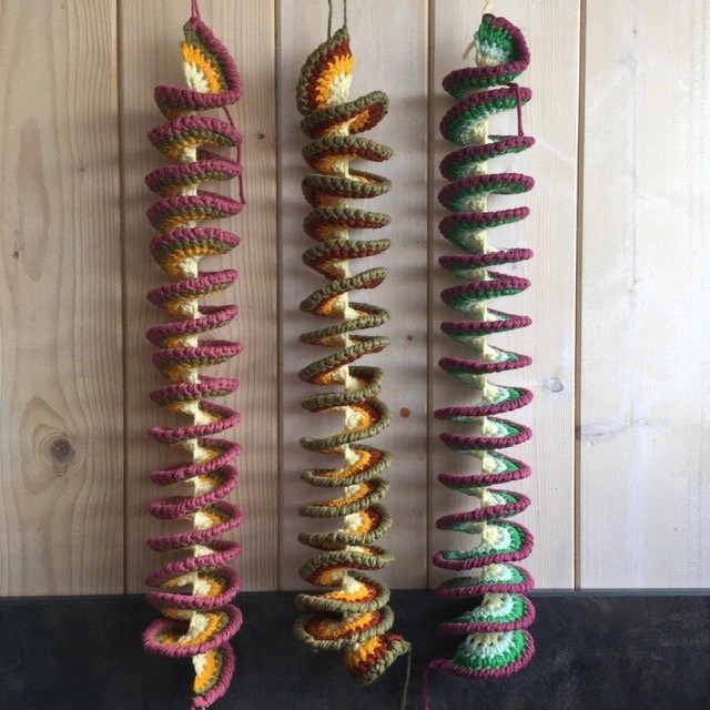 Crochet Wind Spinner Patterns • Free Crochet Tutorials and Patterns