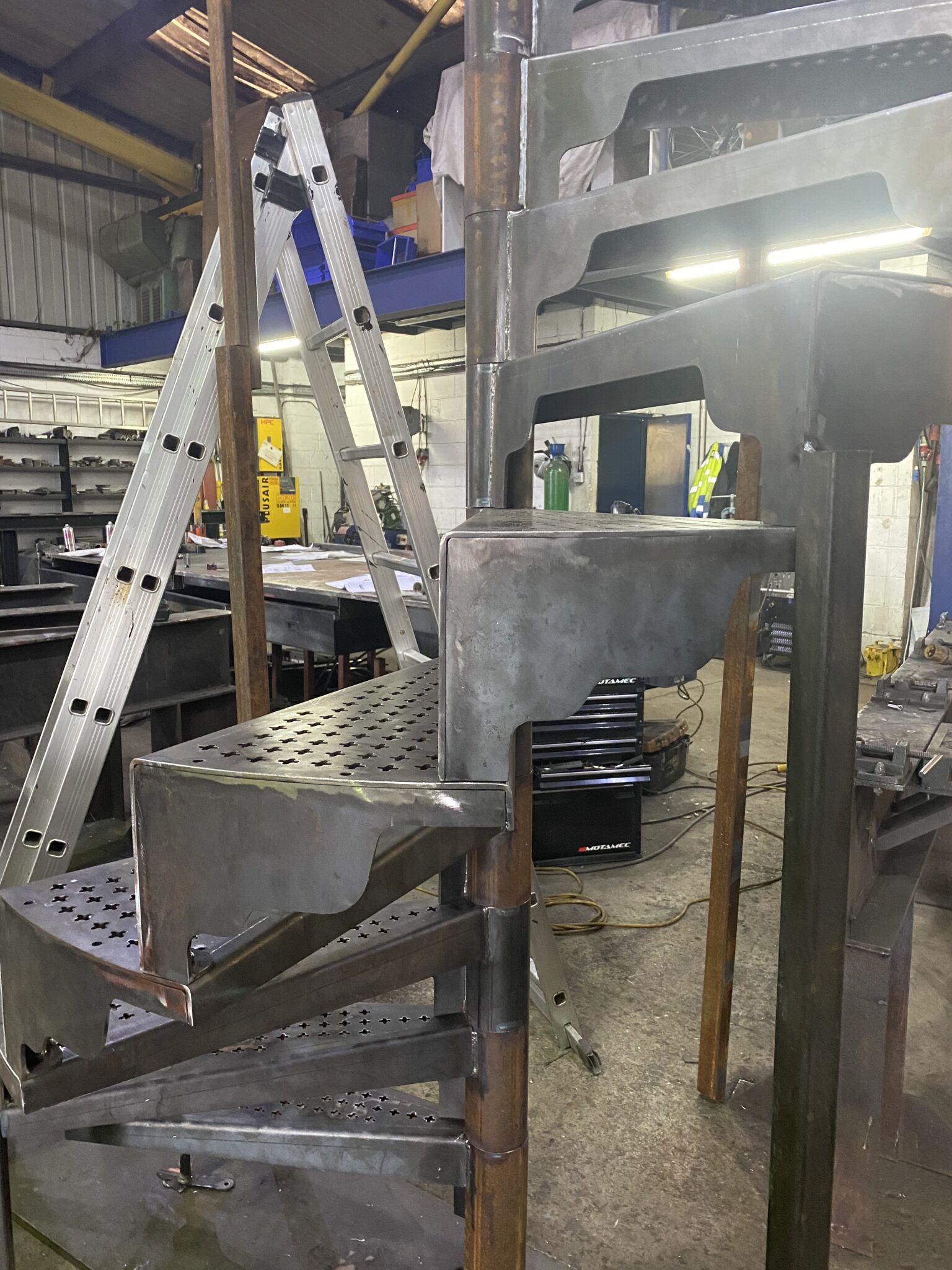 New spiralstaircase in fabrication FREEFORM ARCHITECTS
