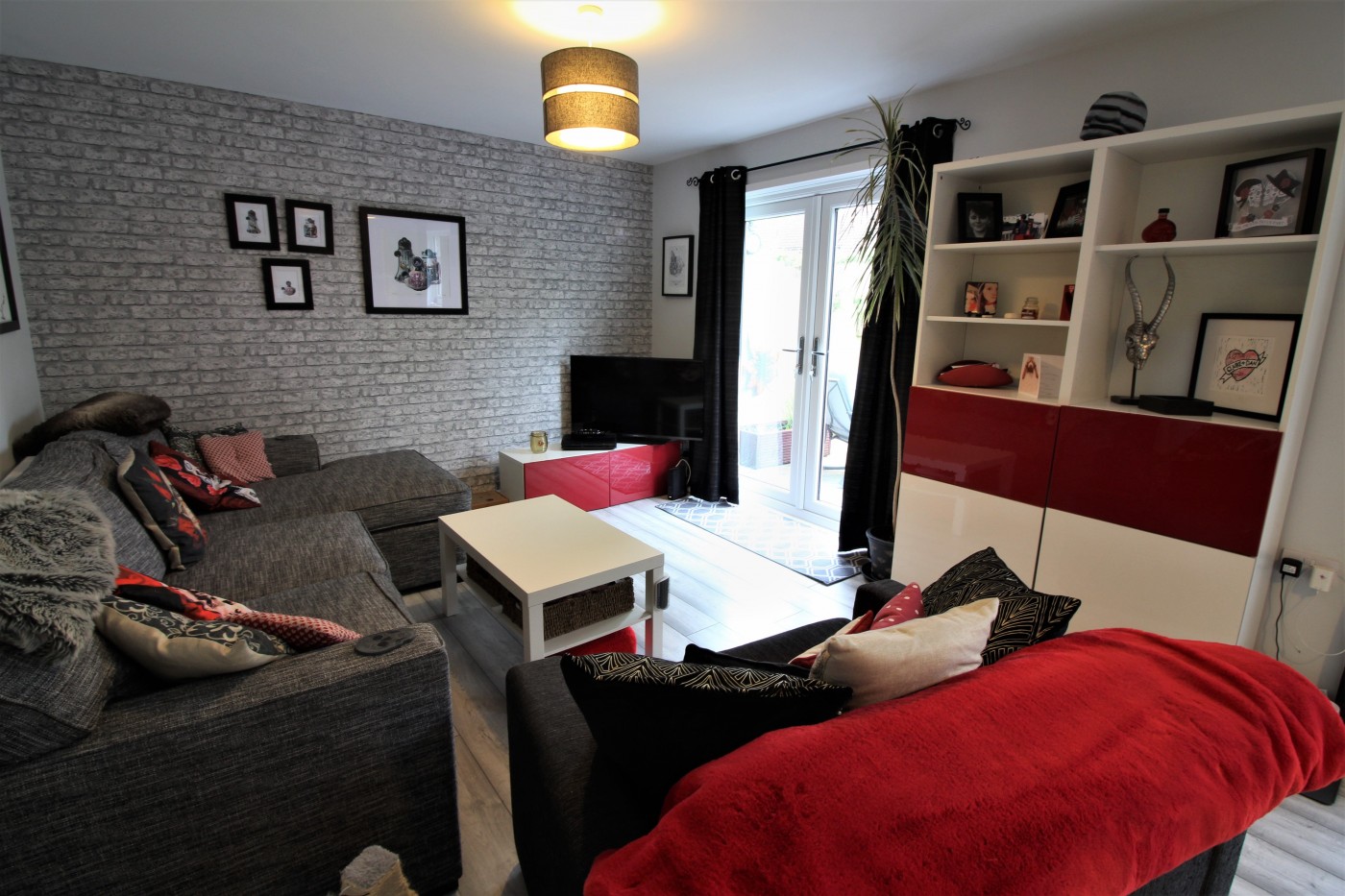 Brynglas, Cwmbran, 3 bedroom, Terraced