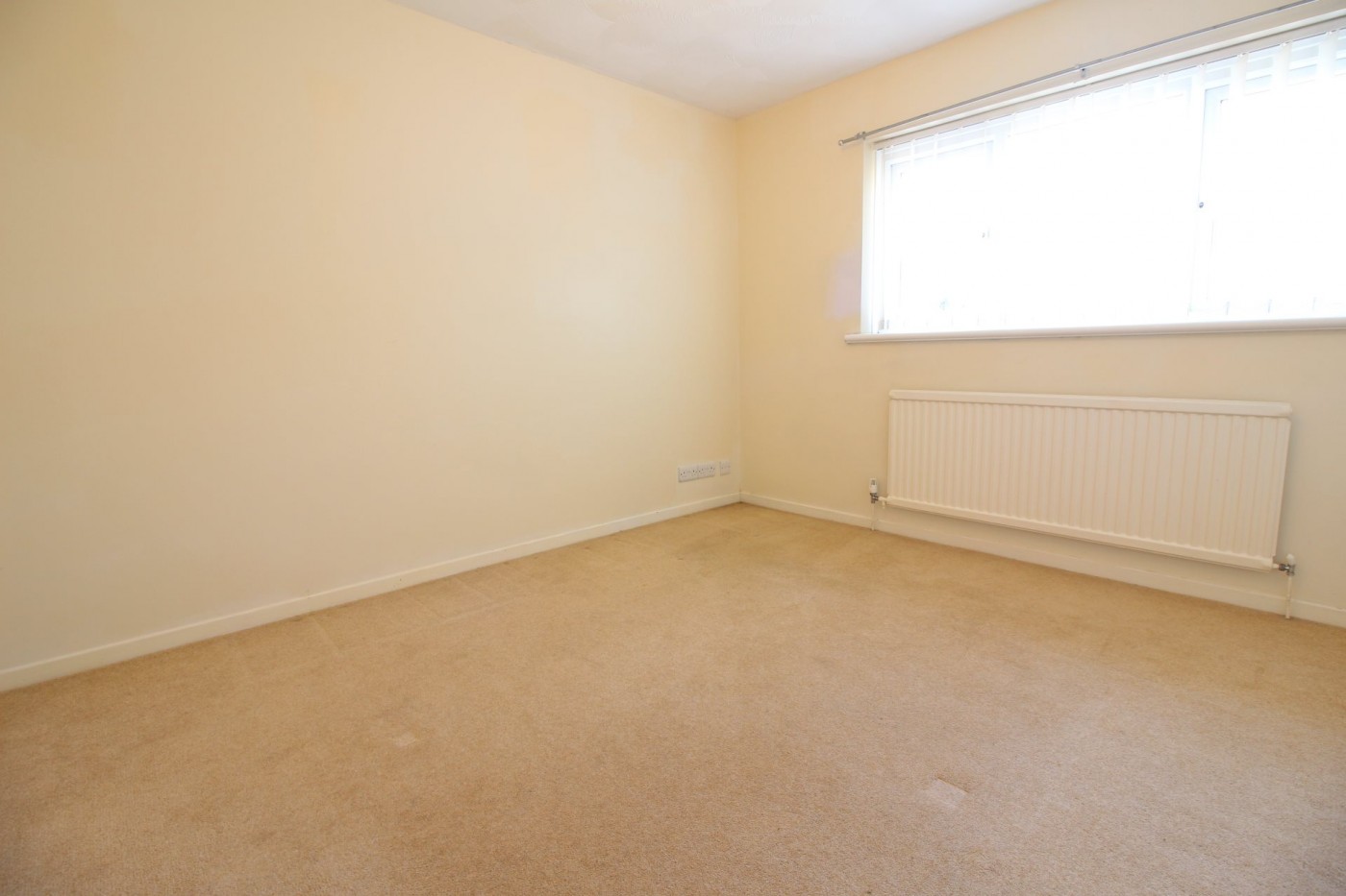 Elm Drive Ty Sign, Risca, Newport, 3 bedroom, SemiDetached