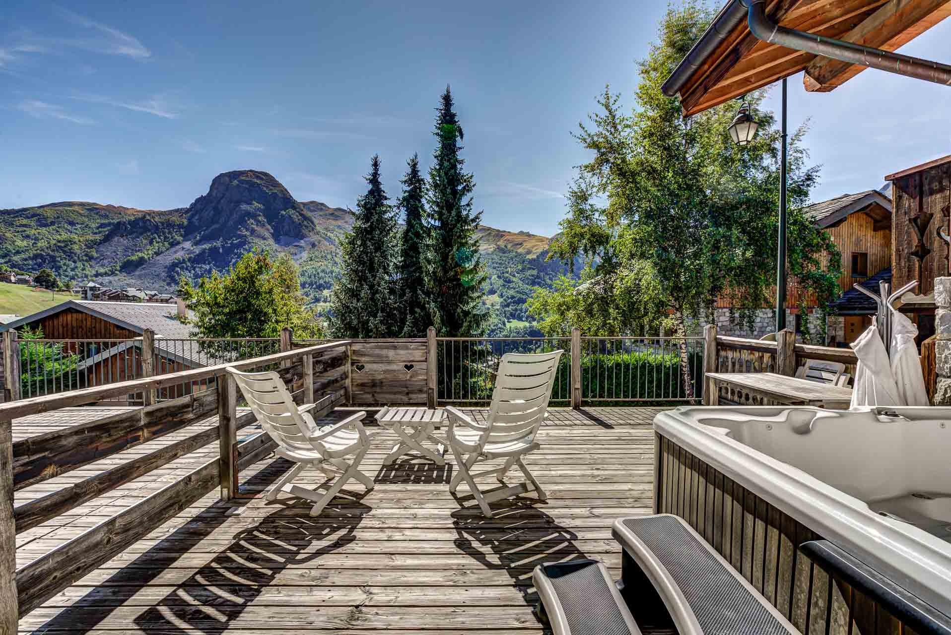 perfectly priced Chalet for sale st Martin de Belleville Free Spirit