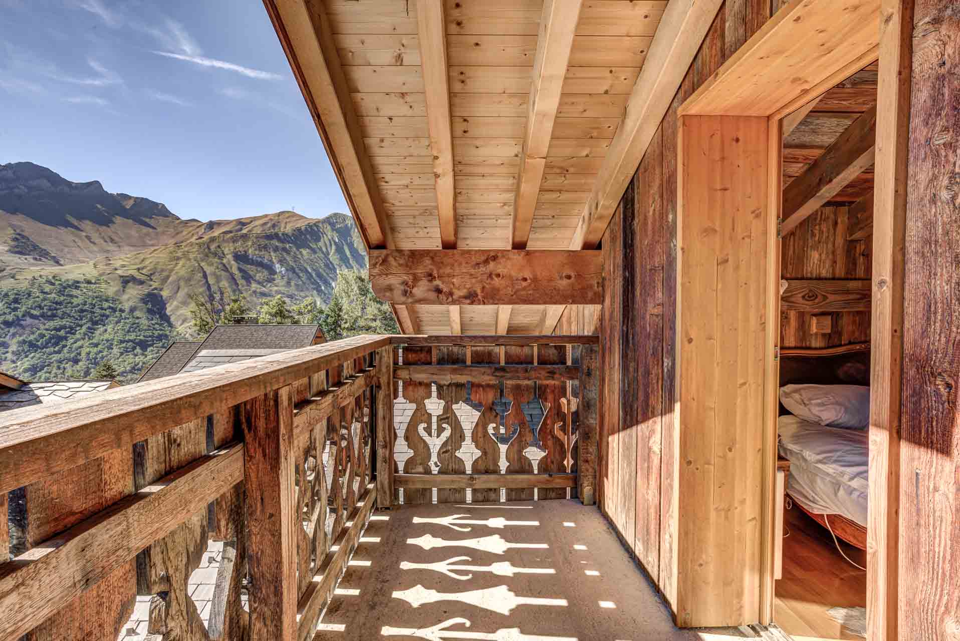 perfectly priced Chalet for sale st Martin de Belleville Free Spirit