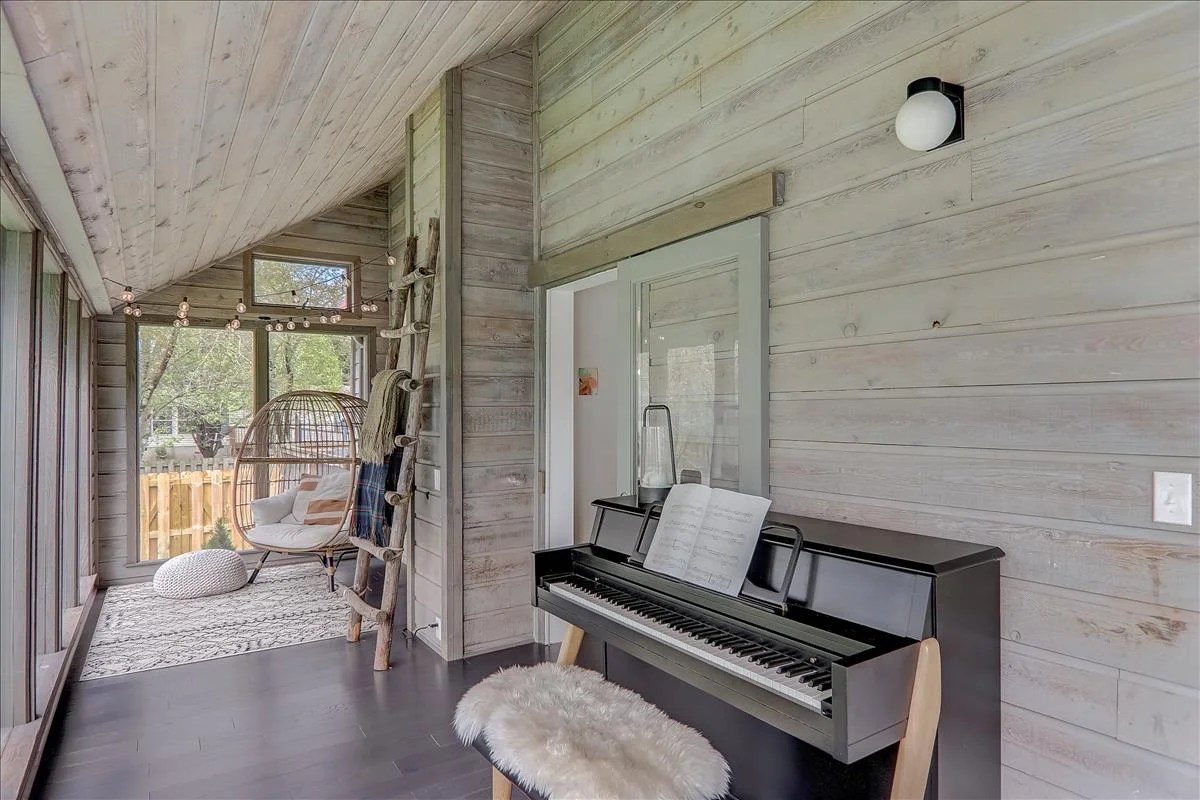 4 Riddle Road, Swannanoa Freestone Properties