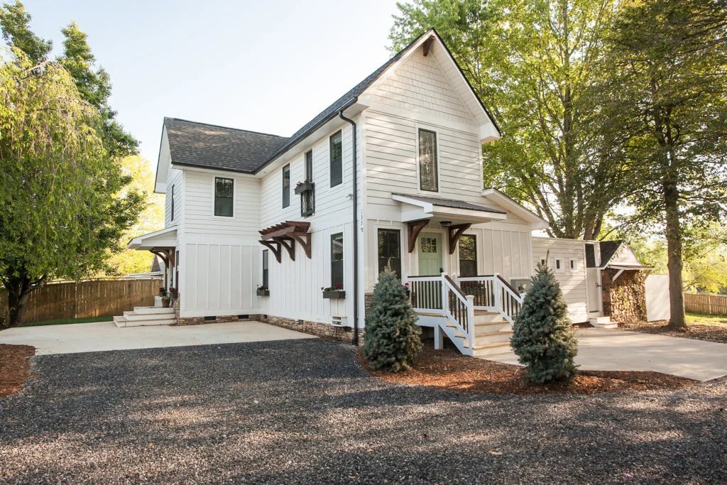 Places to Stay in Black Mountain, NC Hotels & More