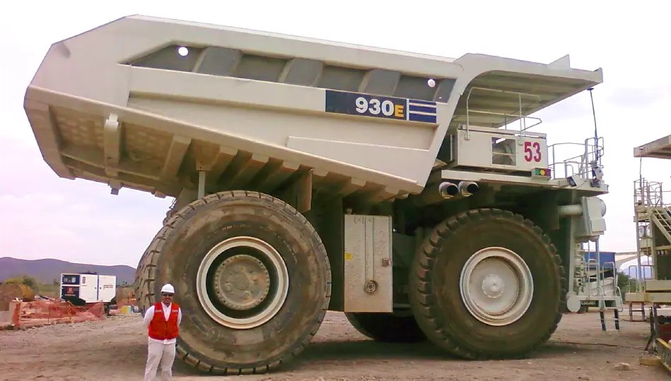 The 12 Biggest Trucks in the World freightcourse